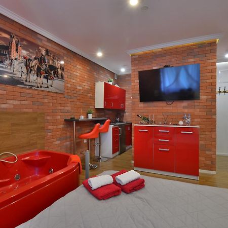 Jacuzzi Apartment Red 크라쿠프 외부 사진
