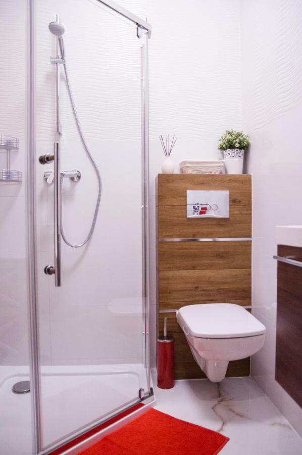 Jacuzzi Apartment Red 크라쿠프 외부 사진