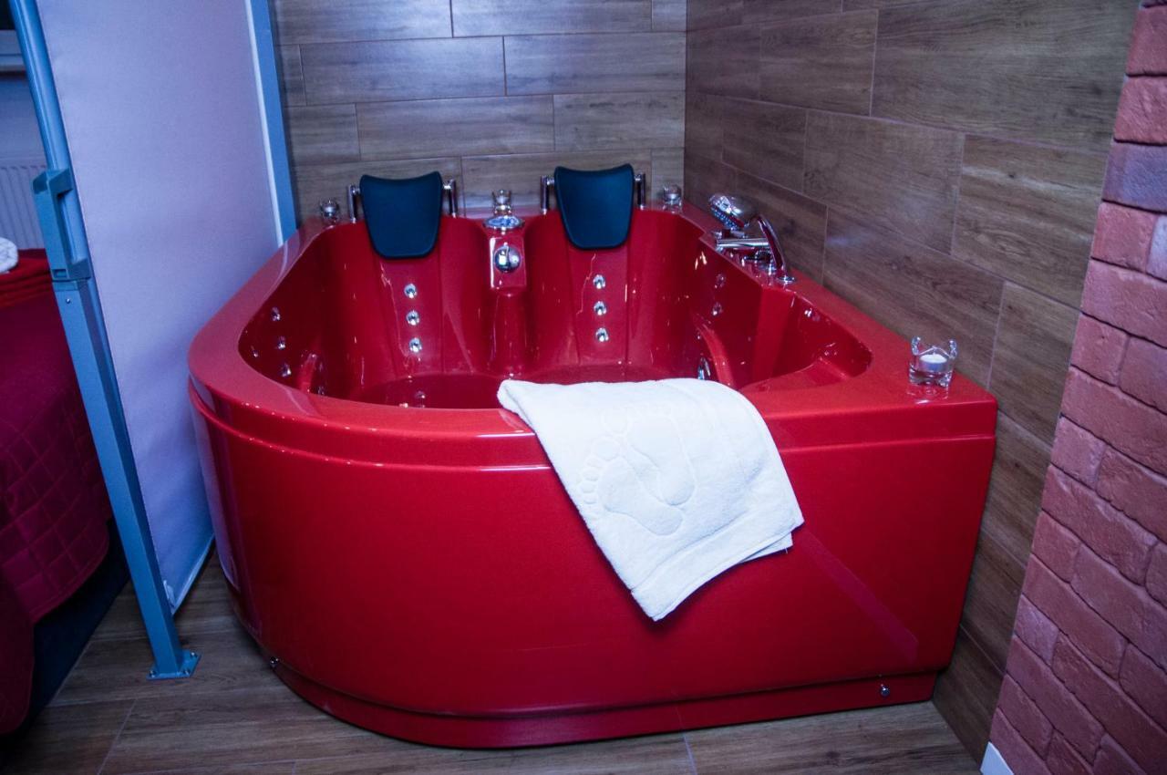 Jacuzzi Apartment Red 크라쿠프 외부 사진